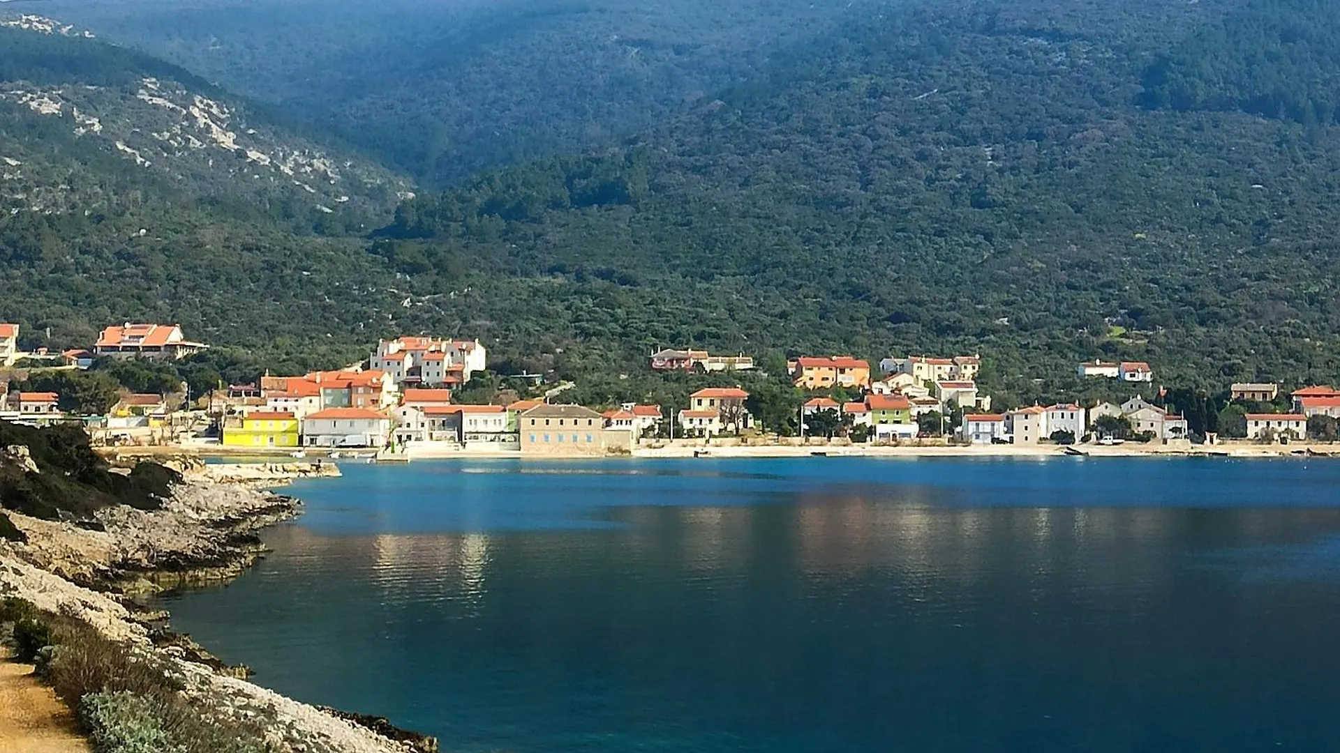 Apartments By The Sea Martinscica, Cres - 22582 0*, Martinscica (Cres)